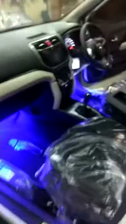 rush TRD pasang lampu kolong biru