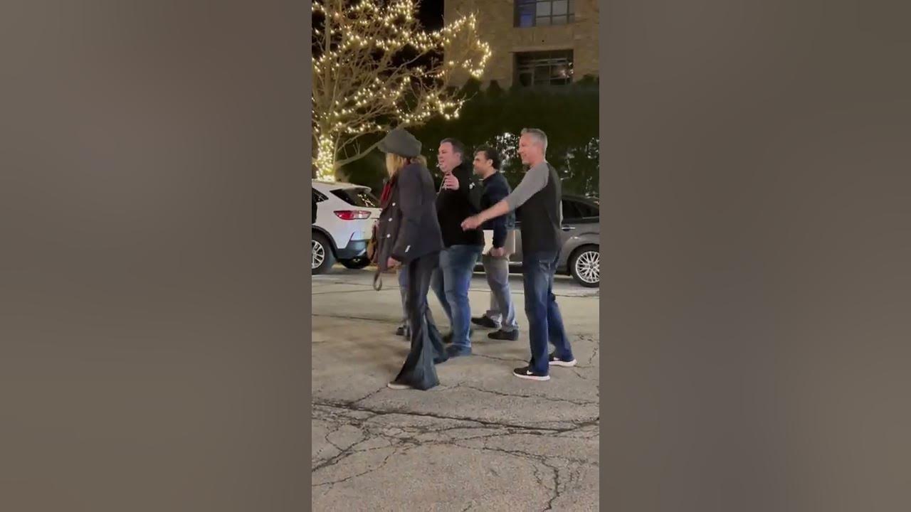 Donnie Vie and Chip Z'Nuff awkward run in outside club after Donnie’s show near Chicago 4/9/22.