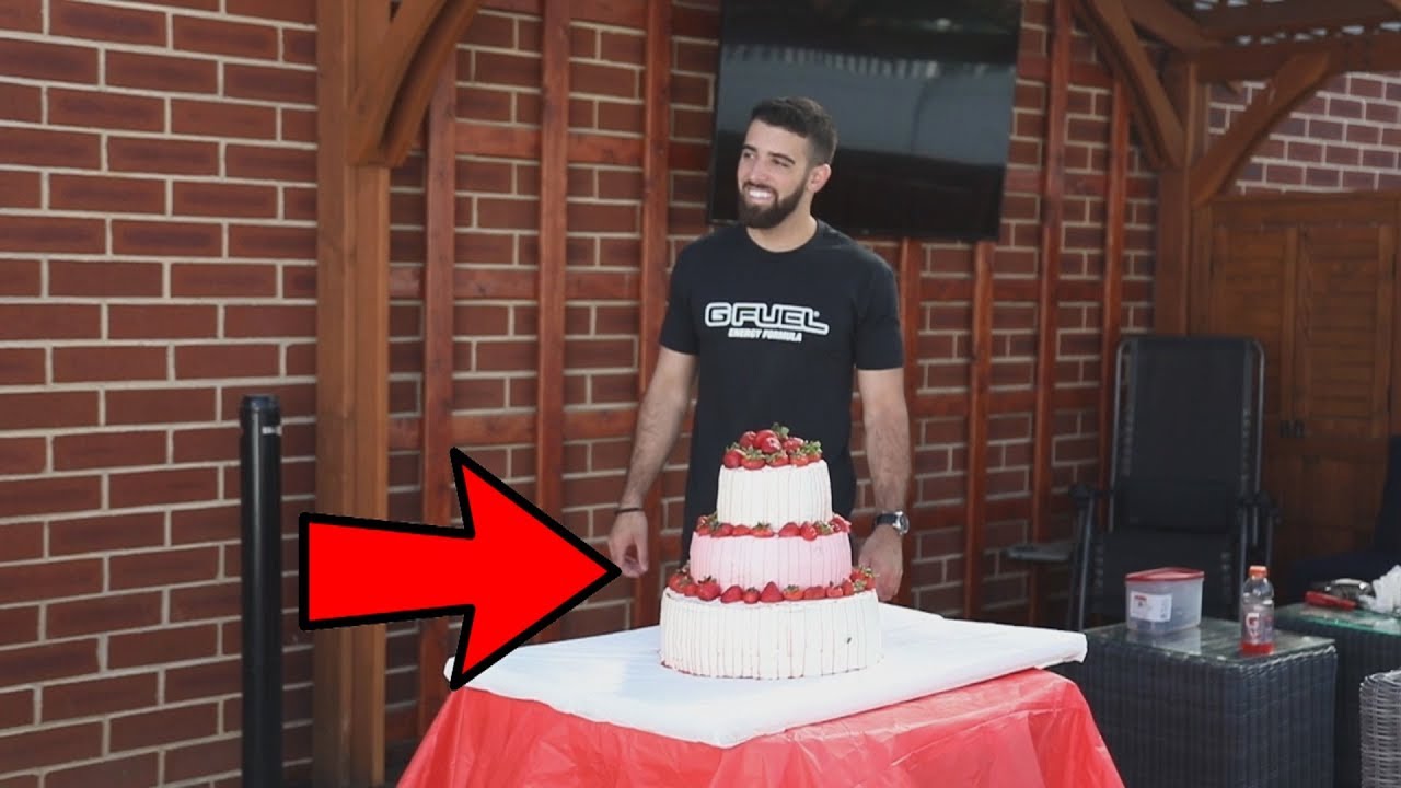 SURPRISING FAZE APEX!!