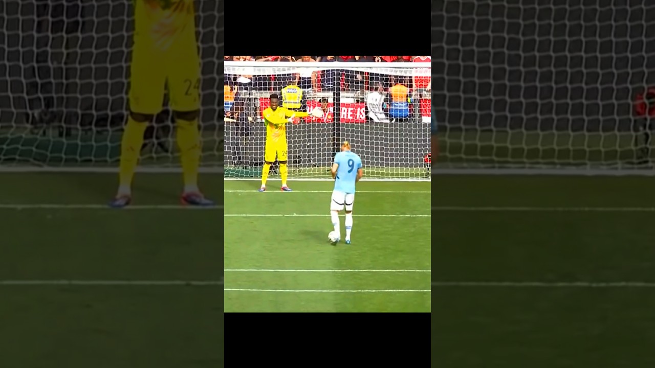 Goalkeeper Mind Games Fail 😂