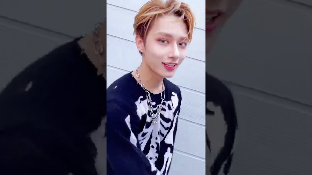220602 SEVENTEEN Jun 'HOT'#HOTChallenge #FaceTheSun - YouTube
