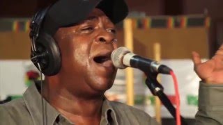 Video thumbnail of "Chaka Demus & Pliers   Murder She Wrote (Live / EN VIVO)"