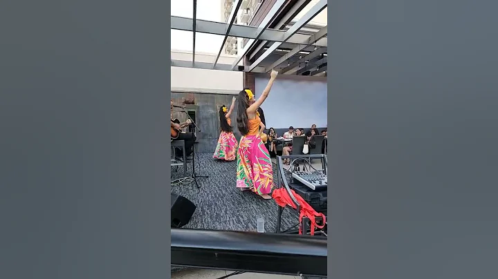 AMAZING HULA DANCE #shorts #huladance #hawaii