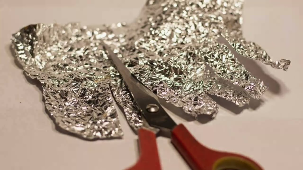 26 Aluminum Foil Hacks to Make Life Easier • Everyday Cheapskate
