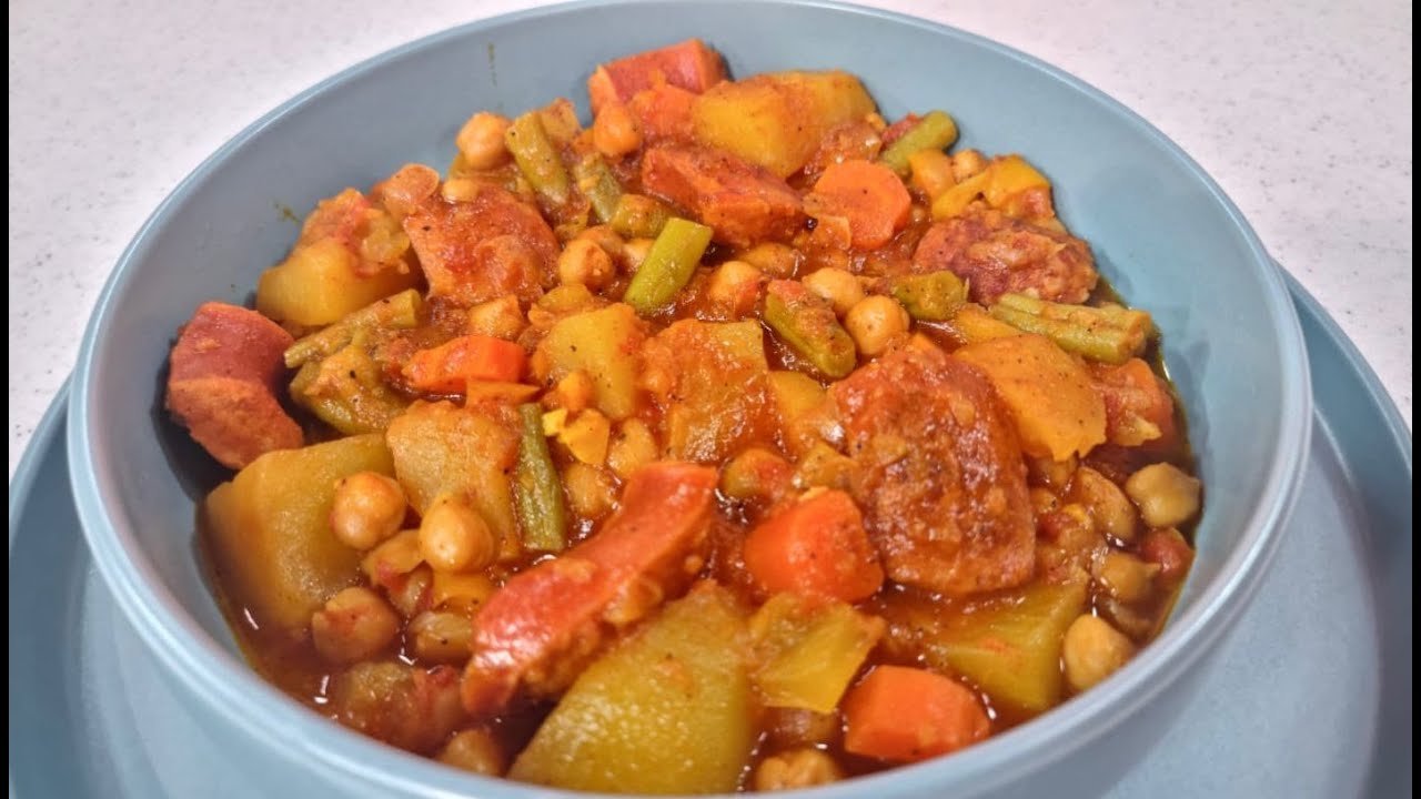 Shije Shtëpie - Sallam si qëmoti me qiqra dhe patate nga zonja Vjollca - Tv Klan