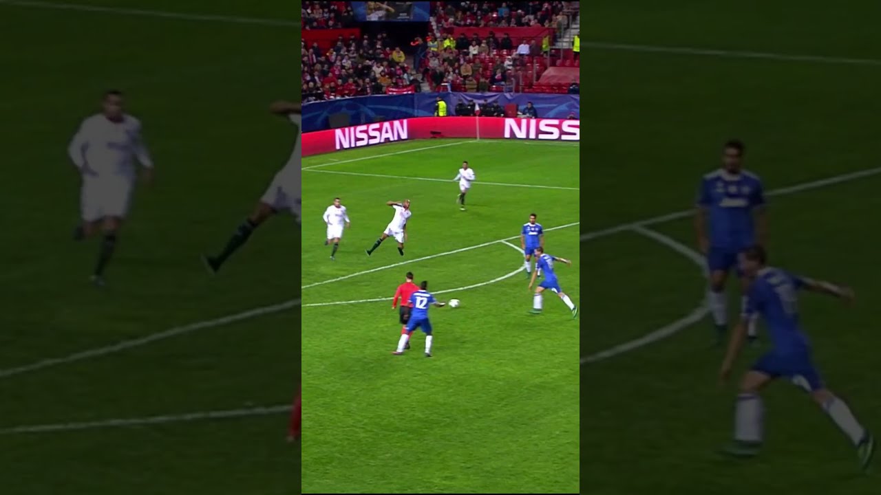 BONUCCI WITH A LEFT-FOOTED ROCKET! 🚀