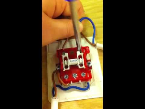 Video: Hvordan kobler du en 3-veis lysbryter?