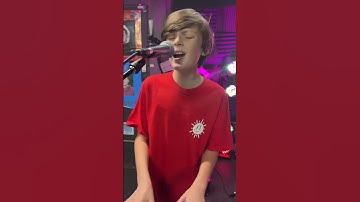 Thumbnail of Raized Wrong Performs - Voices Carry by ‘Til Tuesday