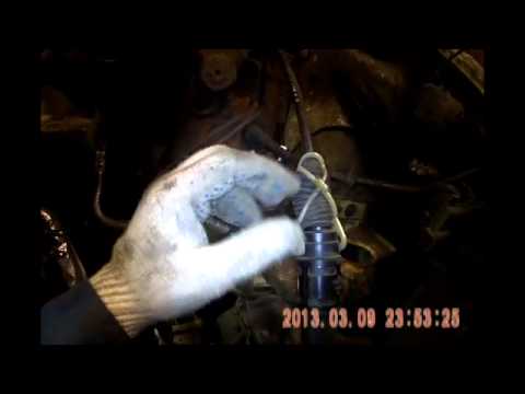 Снятие троса сцепления VW T4 Снятие троса сцепления VW T4