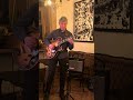 Small café, big jazz feeling 🎶 #jazz #jazzguitar #jazzstandard #livejazzmusic