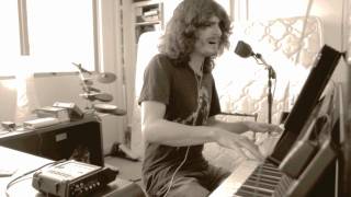 Rai Thistlethwayte - The Beatles - Come Together - Live Piano Acoustic with Loop Pedal chords