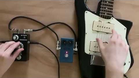 Metta Audio Devices / Feedback Looper Noise Maker Demo with MXR Blue Box Fuzz / Octave Pedal