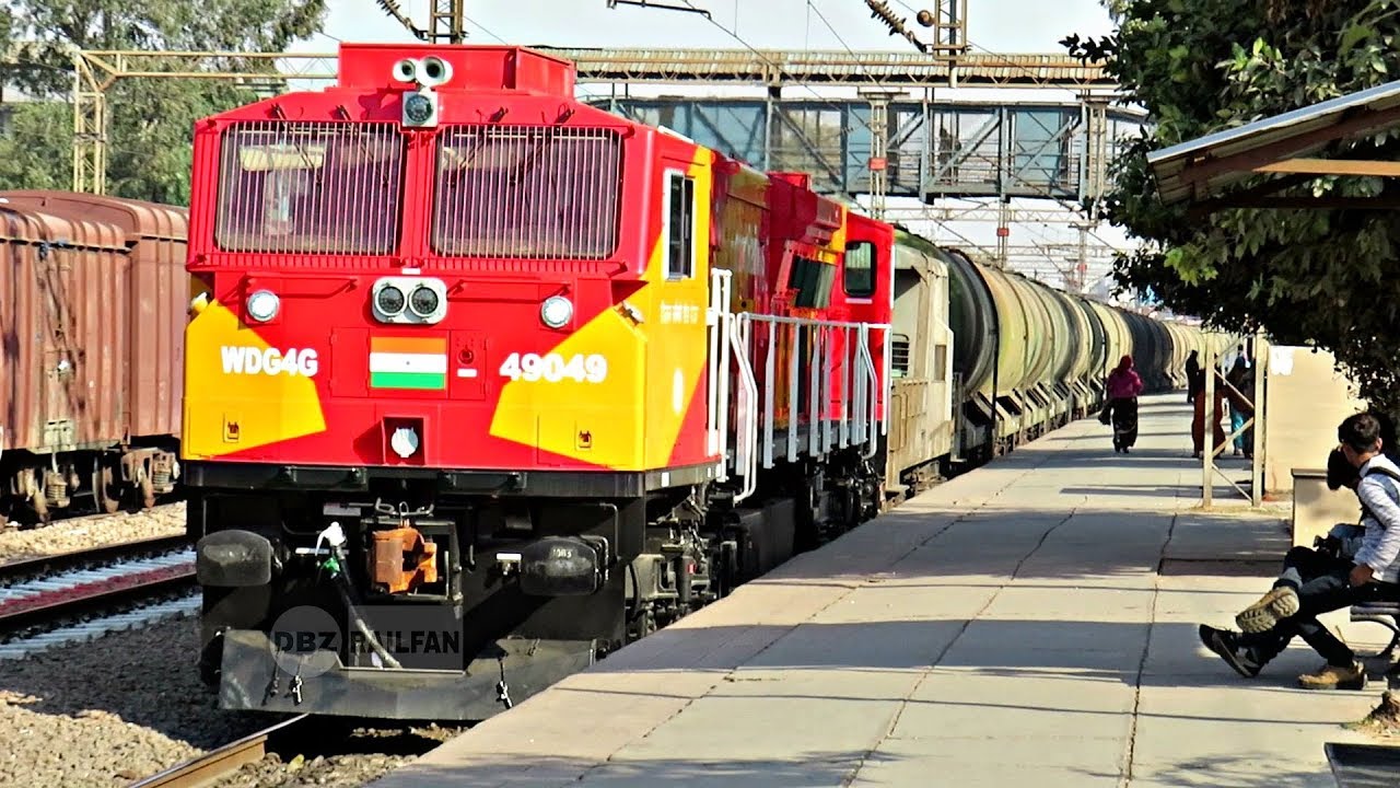 WDG-4G New Locomotive on DESI Tracks !! Hauling Oil Tanker Skipping Sahibabad !!