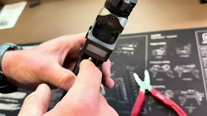 Removing a stuck cartridge