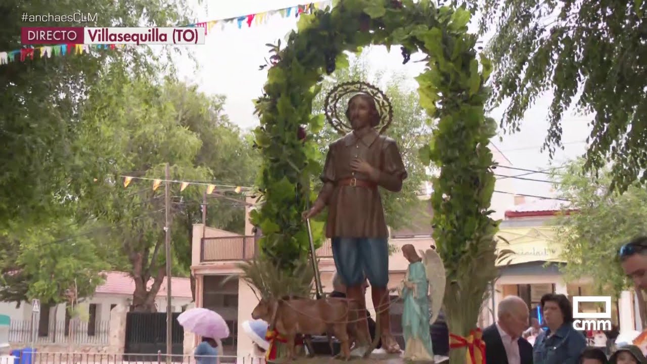Villasequilla baila la bandera en honor a su patrón: San Isidro | Ancha es Castilla-La Mancha