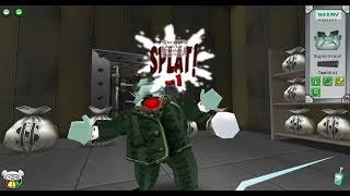 TTR - Snowball Fight with the Mint Auditor screenshot 2