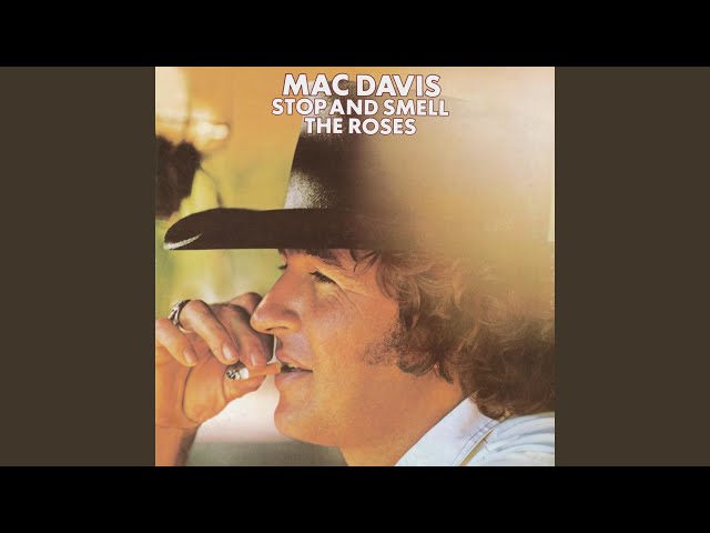 Mac Davis - Kiss And Make It Better