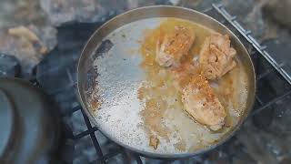 A Leather Storage Bag That Can Be Fixed For Small Bottles Of Seasoning