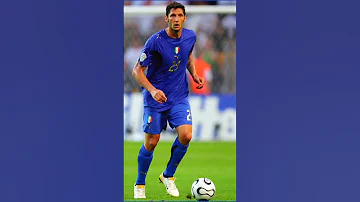 من الذاكرة تشكيل منتخب ايطاليا أبطال العالم عام 2006 ايطاليا كرة القدم Shorts اشتراك بالقناة 