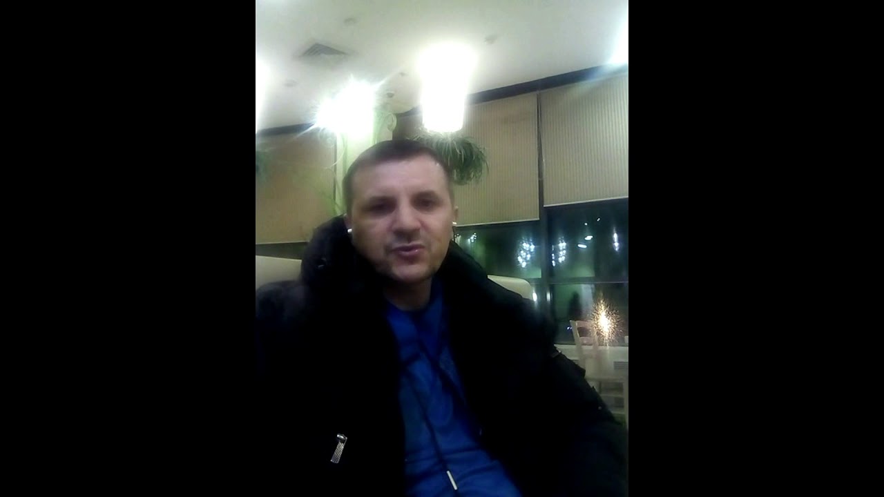 парни спели в