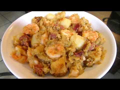 How to make Smothered Potatoes with shrimp and smoked sausage