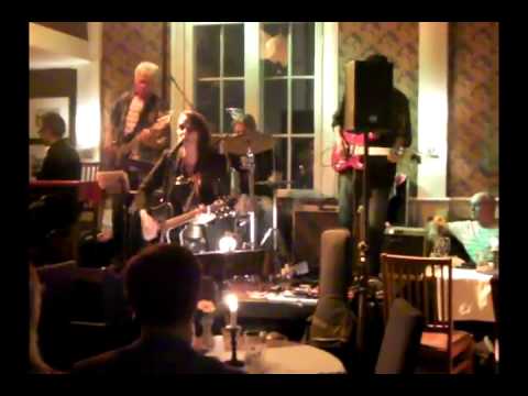 Ingrid savbrandt band ronneby cadé & matsal 2012 11 01.avi youtube