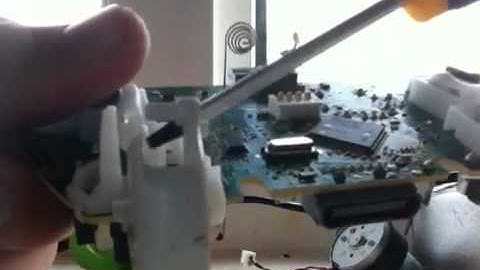 How to change triggers on an xbox 360 controller