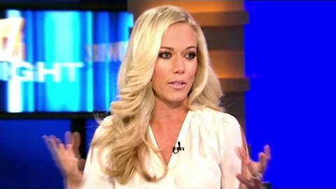 Kendra Wilkinson disappointed in Hefner