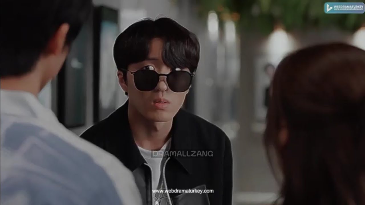 Popüler iki idol aynı kıza aşık oldu // Kore klip | Fanatik - alt dudak - tasma