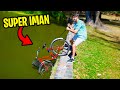 ENCONTRE UNA BICICLETA TIRANDO UN IMAN AL LAGO