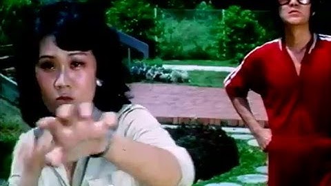 Emapea - Good Old Days (Official Video)