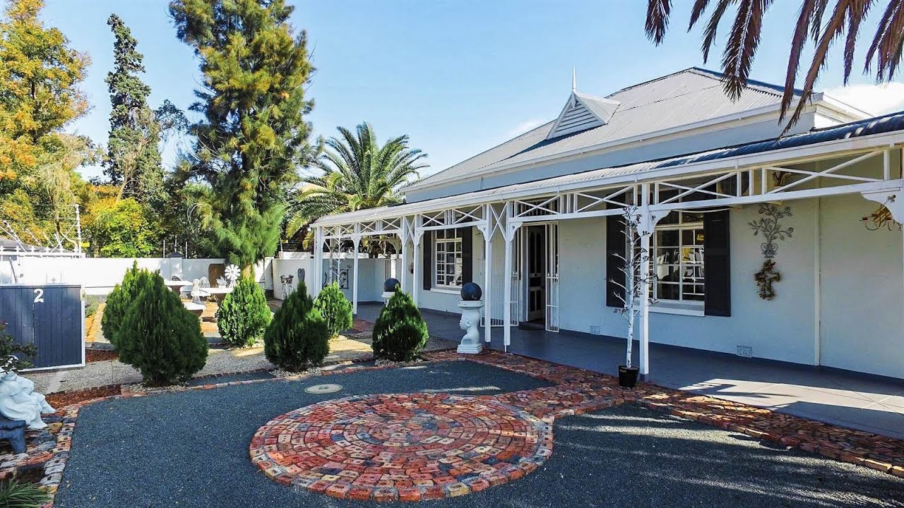 4 Bedroom House for sale in Northern Cape Kimberley And Diamond