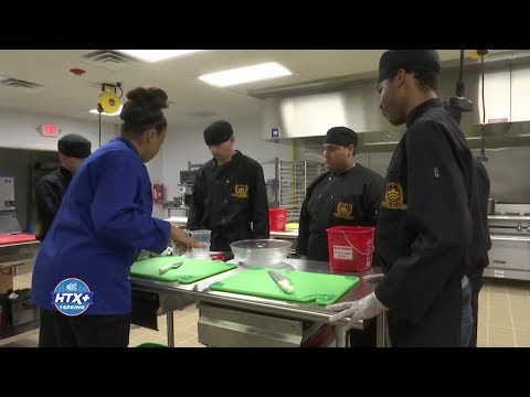 Fortis Academy's culinary class helps teens on road of recovery | HTX+ SPRING