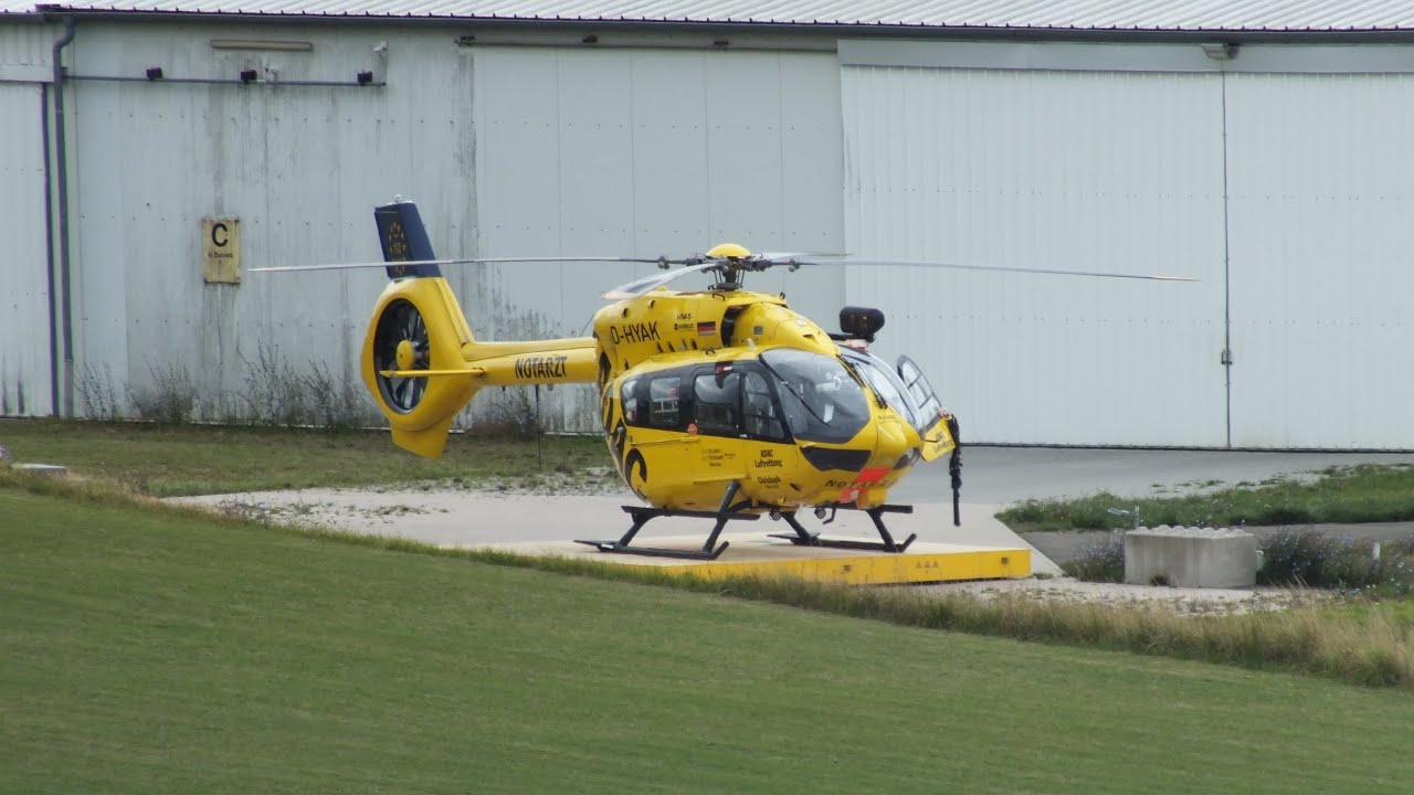 Christoph 66 an seiner Station aus verschiedenen Schichten 