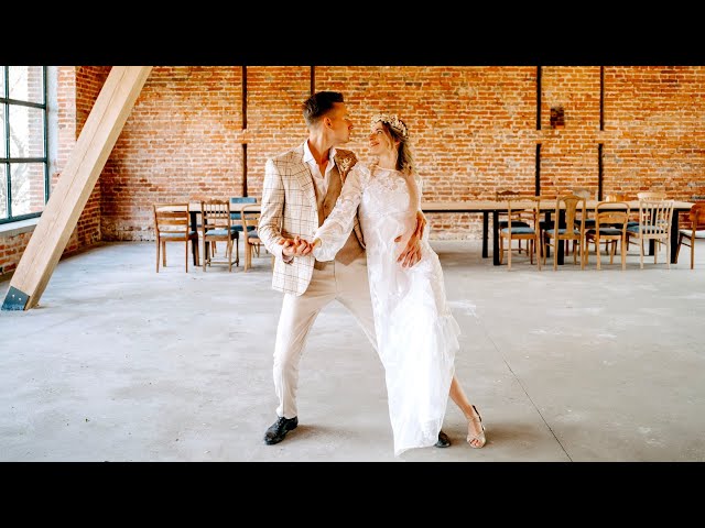 ELTON JOHN - YOUR SONG // Wedding Dance Choreography / First Dance Idea 2023 / Online Tutorial class=
