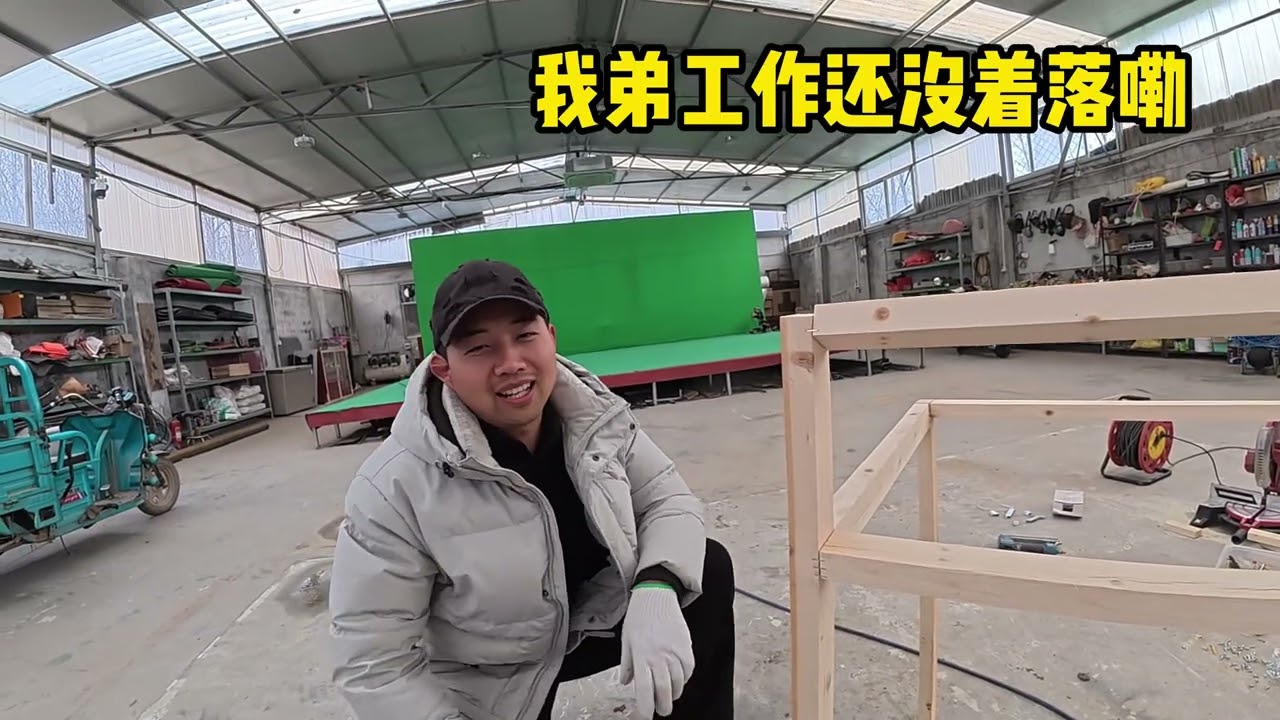 狐狸也是住上二楼小屋了 #农村生活 #动物 #狐狸