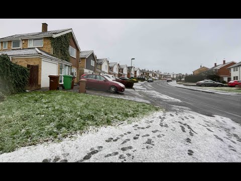 ⁴ᴷ Walking in the Snow in Nottingham - UK, Binaural Sound Recording