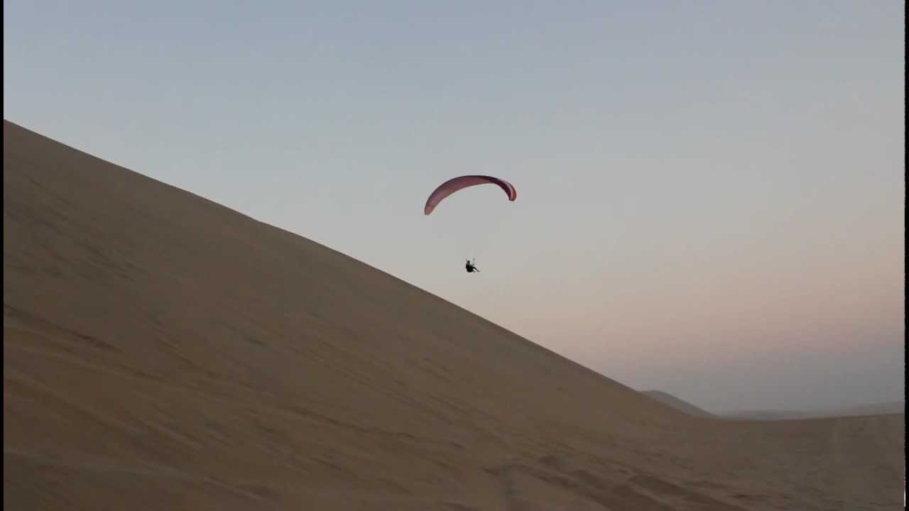 Paragliding / Dunesoaring in Qatar