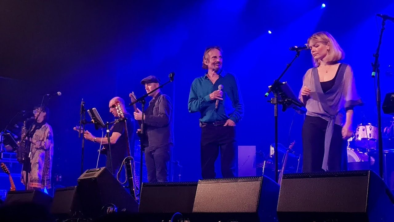 Watch Murray Head - Rubbernecker, live, concert, Le Trianon, Paris, France, 16th September 2023 on YouTube Watch Murray Head - Rubbernecker, live, concert, Le Trianon, Paris, France, 16th September 2023 on YouTube