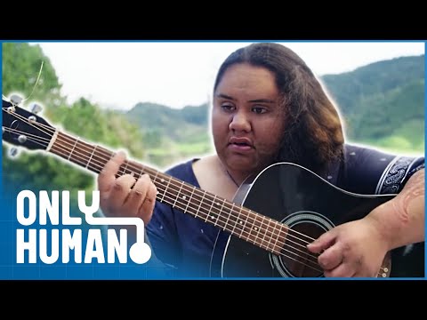 HOW TO LIVE LIFE AS A BLIND PERSON | EXTRAORDINARY PEOPLE DOCUMENTARY | ONLY HUMAN