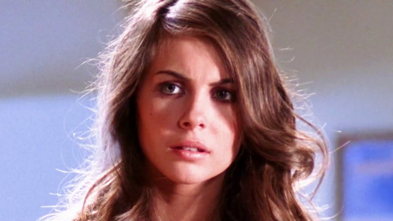 Bad Girl and the Geek (The O. C.) | Willa Holland | Full Story