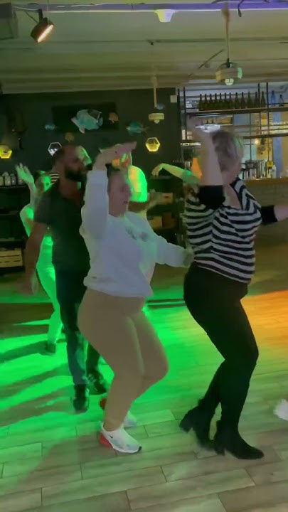 Пошла Жара 💃 - YouTube