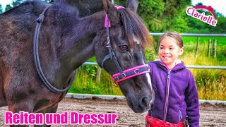 Auf dem Reiterhof | Dressur mit Pferd | Clarielle