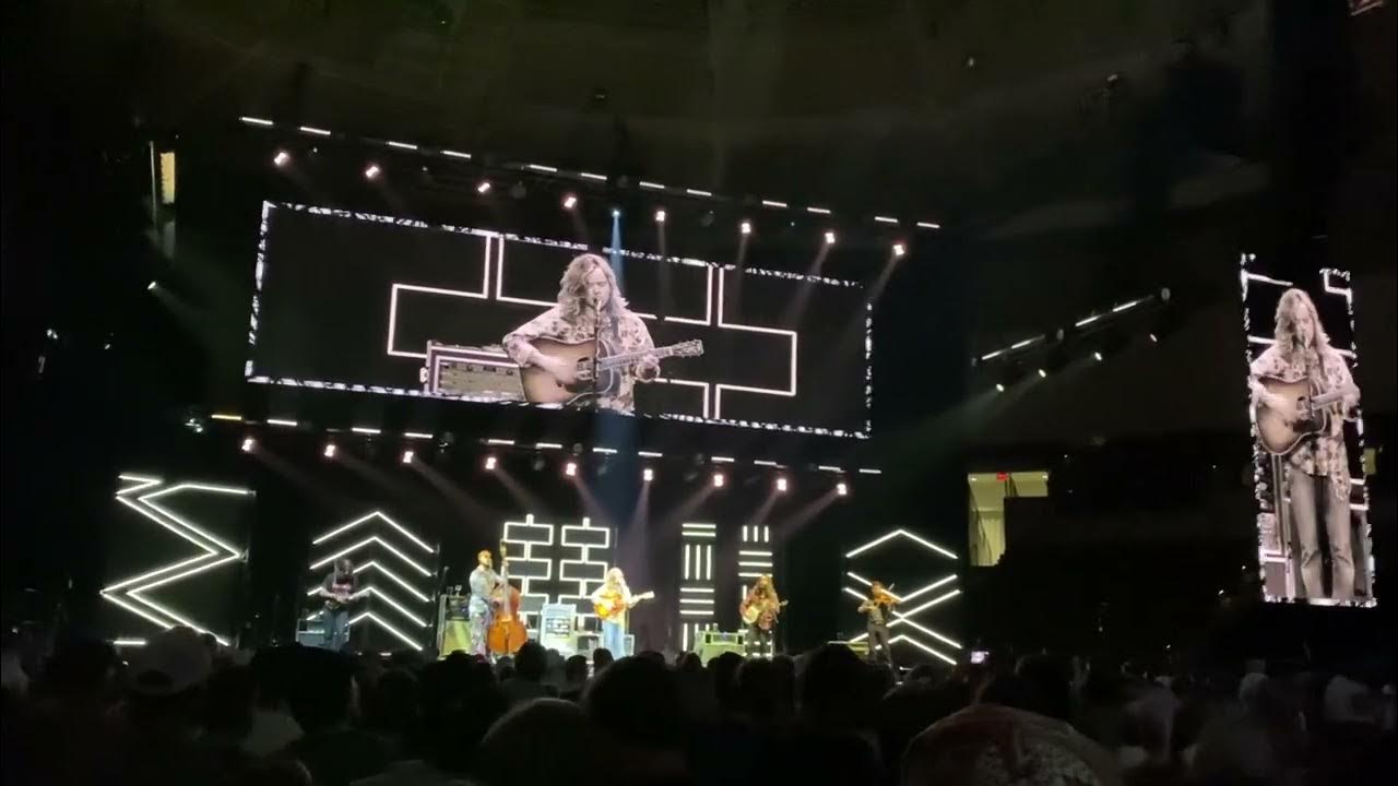 Billy Strings“She Makes My Love Come Rolling Down” Live Charleston,SC