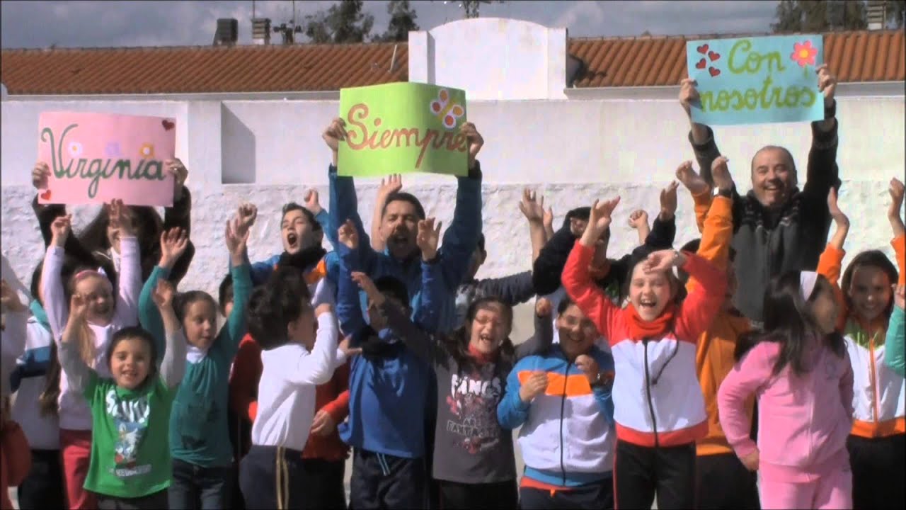 HOMENAJE A LA SEÑO VIRGINIA