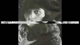 Download Lagu The Vamp - Oriental Fox -Trott \u0026 Theda Bara slideshow...1919 MP3 Download Lagu The Vamp - Oriental Fox -Trott \u0026 Theda Bara slideshow...1919 MP3