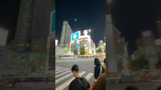 What it’s like experiencing Shibuya crossing for the First time ! #travel #japan #shibuya