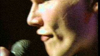 Video-Miniaturansicht von „A-ha - I've Been Losing You (Original Version)“