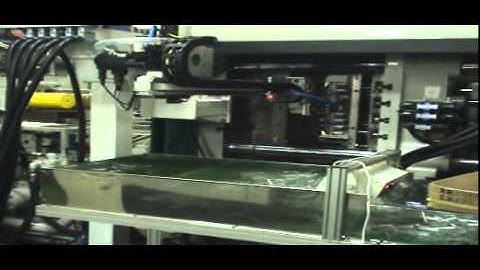 PET Preform Take Out Robot (1)