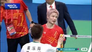 Shi Yuqi retired after 21-19, 3-6 due to injury at National Games | 全运会羽毛球男单1/4决赛 石宇奇因伤退赛